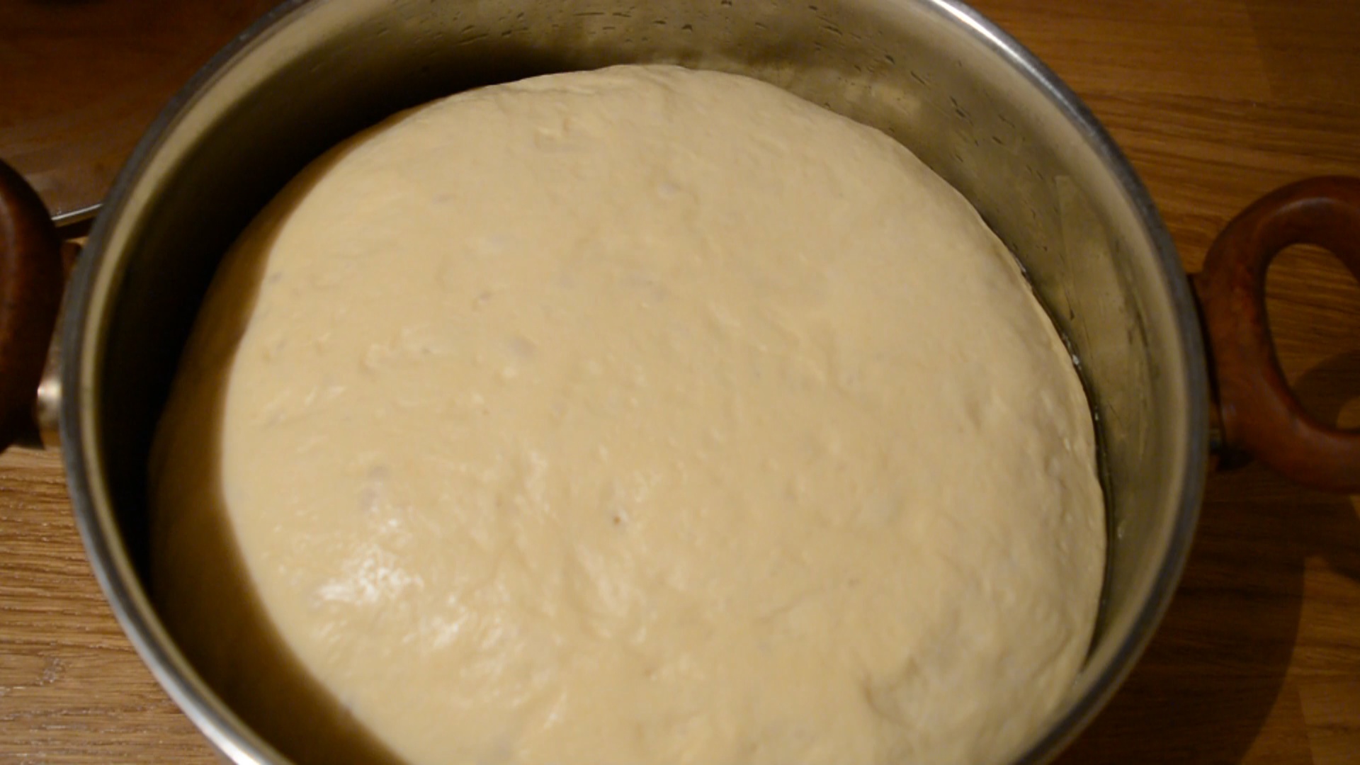 Как разморозить тесто дрожжевое. Можно замораживать дрожжевое тесто. Как разморозить тесто правильно. Как правильно заморозить дрожжевое тесто.